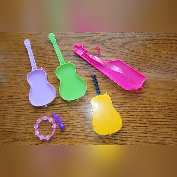Barbie Music Instruments - Picture 2 of 2